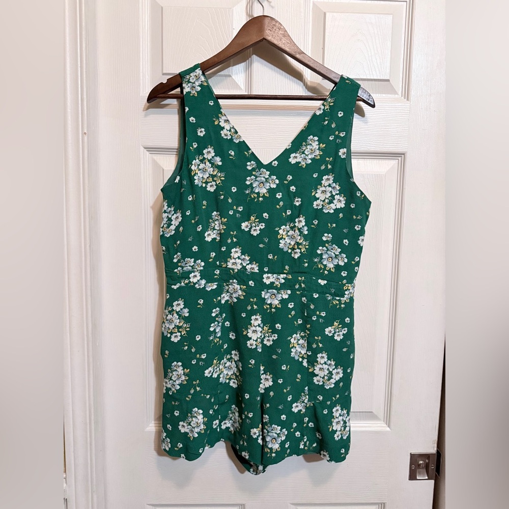 LOFT Emerald Floral Romper - Picture 3 of 9